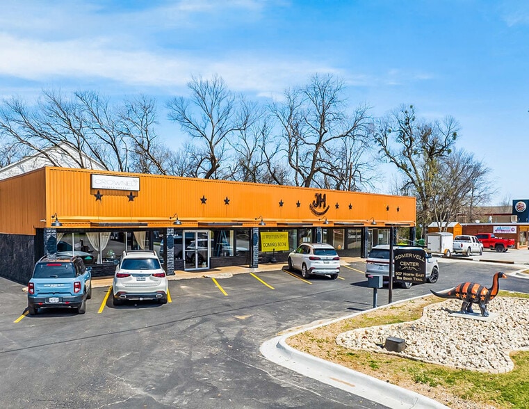 Primary Photo Of 907 Big Bend Trl, Glen Rose Unknown For Lease