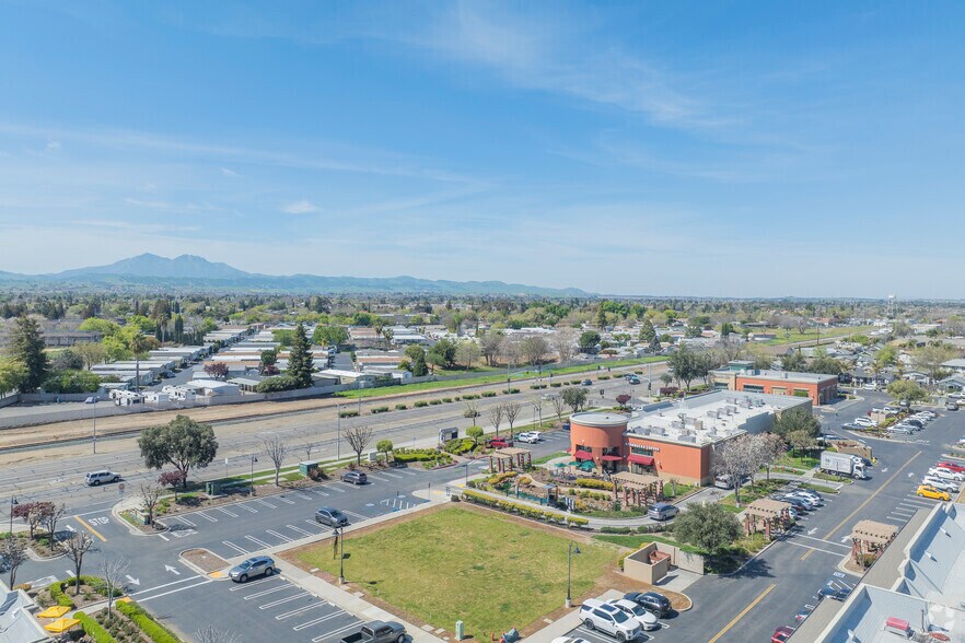More Photos Of 8610 Brentwood Blvd, Brentwood Freestanding For Lease