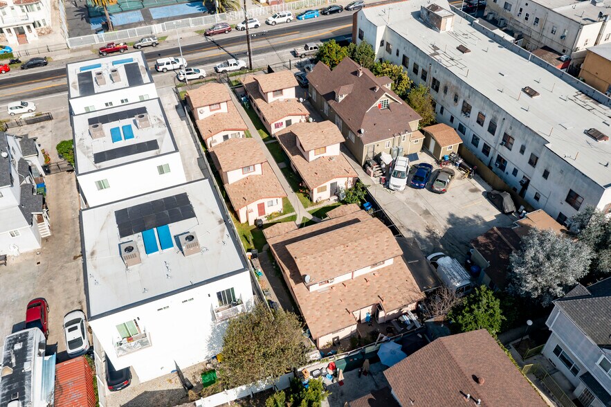 More Photos Of 634 Adams Blvd, Los Angeles Apartments For Sale