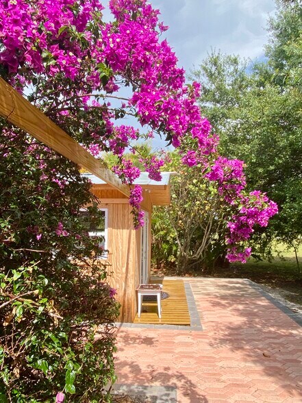 More Photos Of 12245 NE 56th Ave, Okeechobee Airplane Hangar For Sale