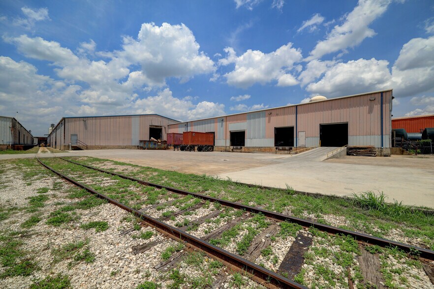 More Photos Of 14830 Talcott St, Houston Warehouse For Sale