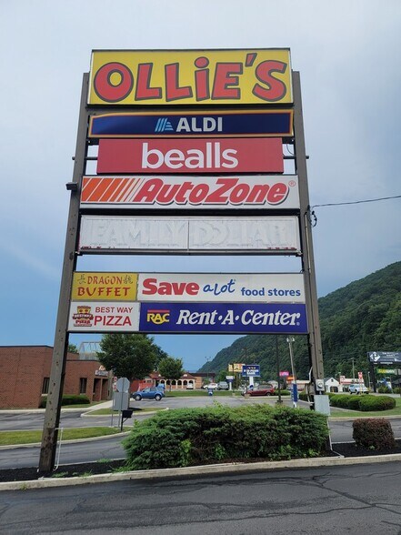 More Photos Of 11 Rt 22 Plz, Huntingdon Unknown For Lease