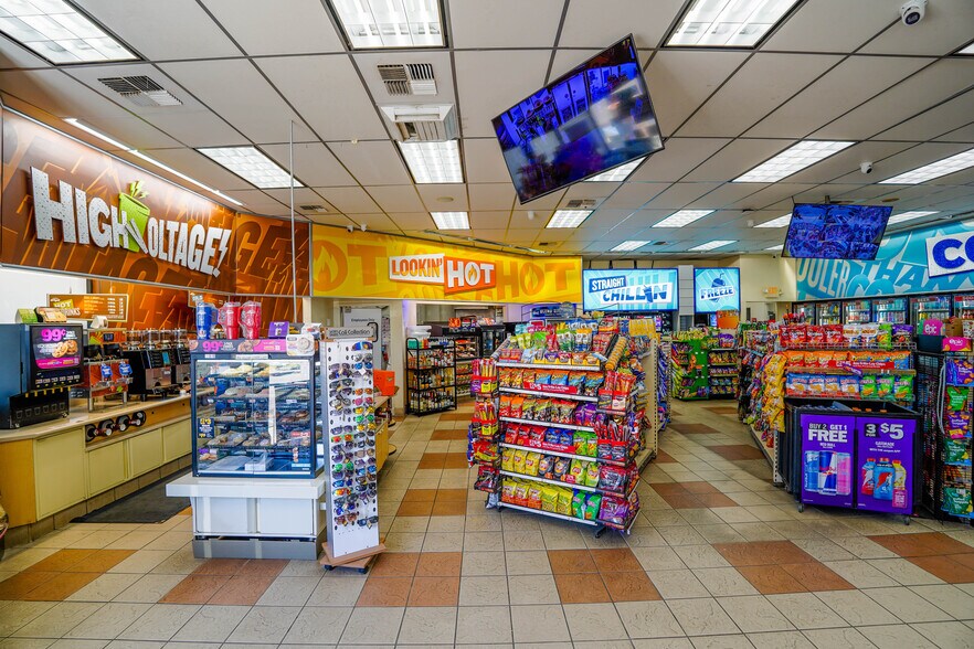 More Photos Of 8116 Lamont St, Lamont Service Station For Sale