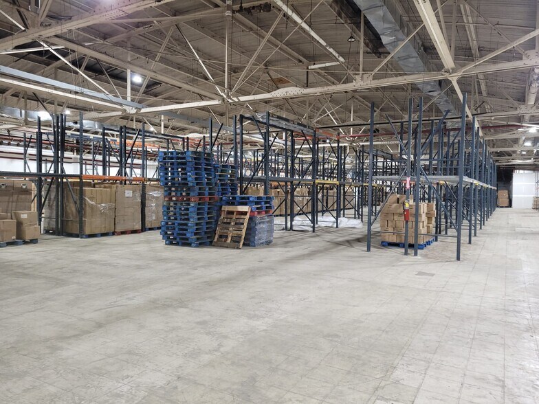 More Photos Of 926-932 Broadway, Newark Freestanding For Sale