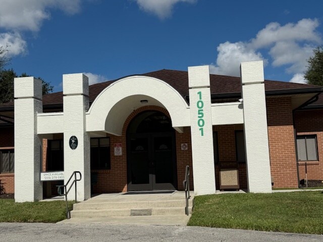 More Photos Of 10501 Six Mile Cypress Pky, Fort Myers Coworking Space