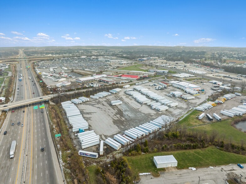 More Photos Of 1800 Progress Way, Jeffersonville Service For Lease
