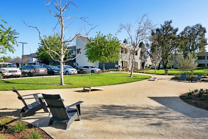 More Photos Of 17752 Sky Park Cir, Irvine Unknown For Lease