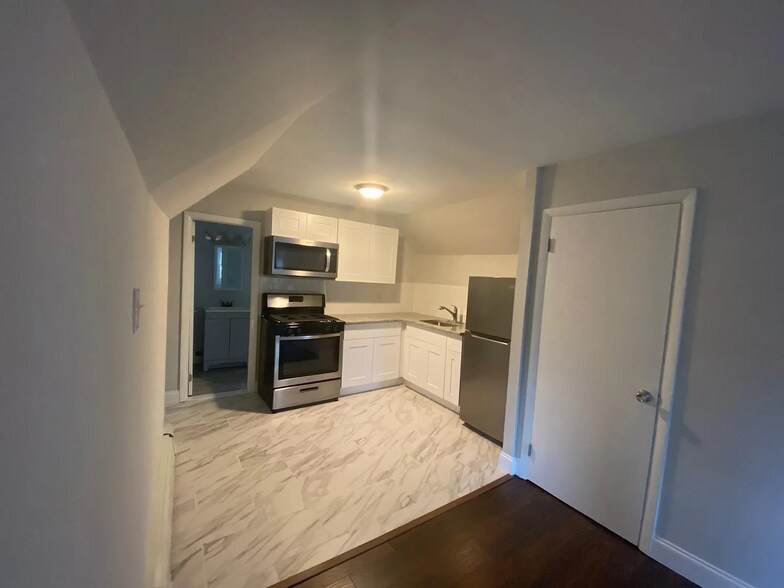 More Photos Of 57 Turner St, Mantua Apartments For Sale
