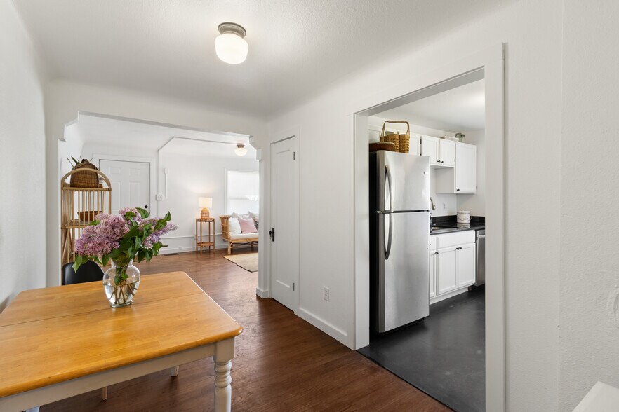 More Photos Of 510 E 16th St, Vancouver Manufactured Housing Mobile Home Park For Sale