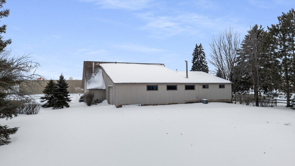 More Photos Of 7590 Design Dr, Baxter Office For Sale