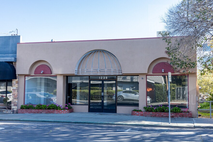 More Photos Of 1239 Laurel St, San Carlos Storefront For Sale