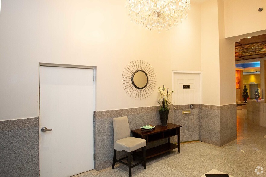 More Photos Of 555 N 4th St, Saint Louis Apartments For Sale