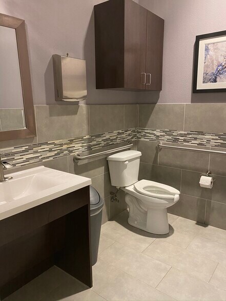 More Photos Of 3000 Communications Pky, Plano Office For Sale