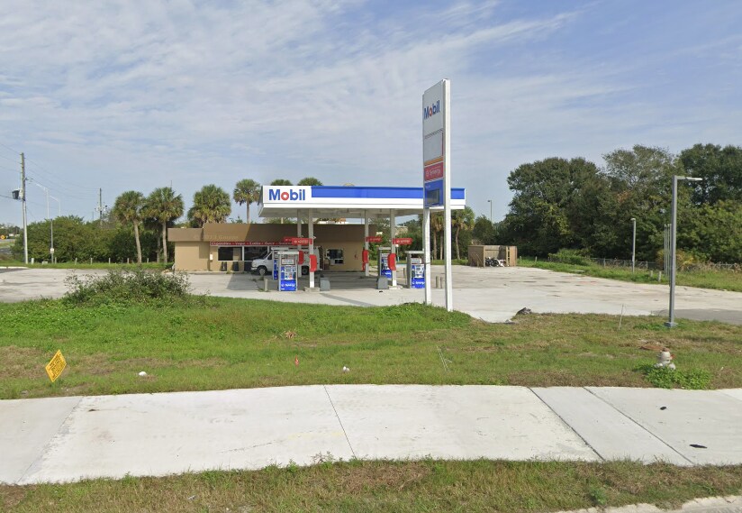 More Photos Of 5055 S Orange Blossom Trl, Kissimmee Service Station For Sale