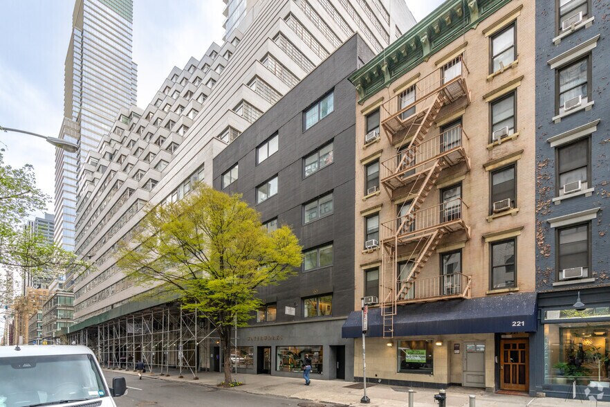 More Photos Of 215 E 58th St, New York Loft Creative Space For Lease