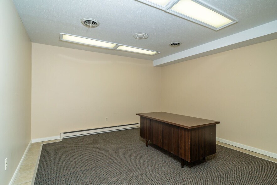 More Photos Of , Waynesboro Office For Sale