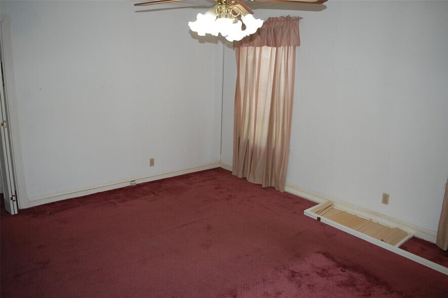 More Photos Of 426 Kings Hwy, Shreveport Office For Sale