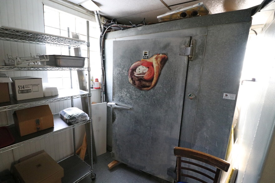 More Photos Of 2722 Easton Ave, Bethlehem Restaurant For Sale