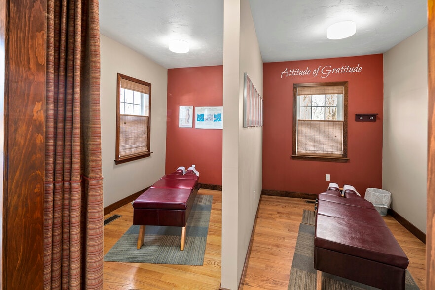 More Photos Of 109 Dean St, Taunton Medical For Sale