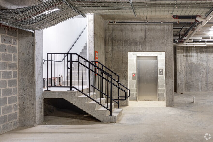 More Photos Of 650 H St NE, Washington Office For Sale