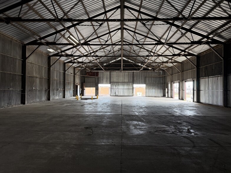 More Photos Of 1219 New Savannah Rd, Augusta Distribution For Sale