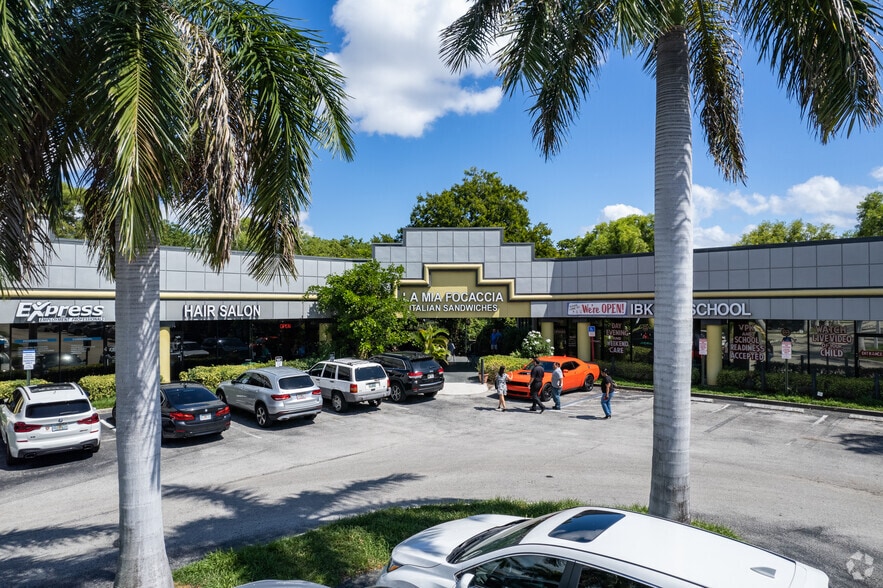 More Photos Of 6300-6350 N Powerline Rd, Fort Lauderdale Unknown For Lease