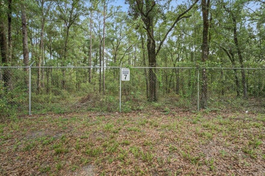 More Photos Of 16331 Cortez Blvd, Brooksville Self Storage For Sale
