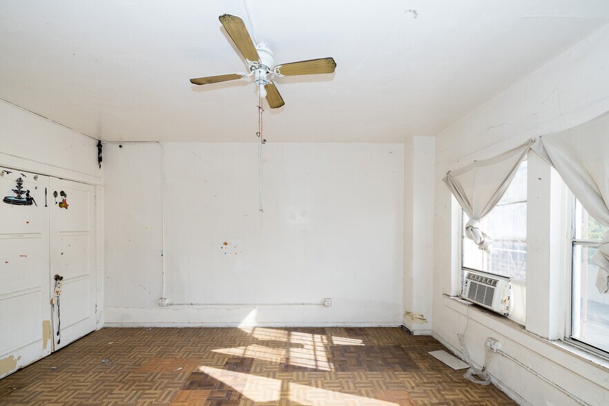 More Photos Of 694 S Burlington Ave, Los Angeles Apartments For Sale