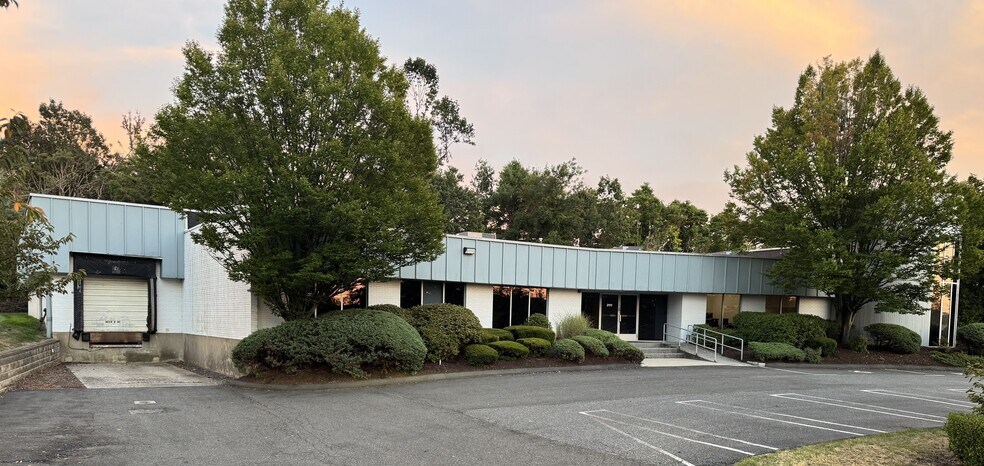 More Photos Of 291 Pepes Farm Rd, Milford Warehouse For Sale