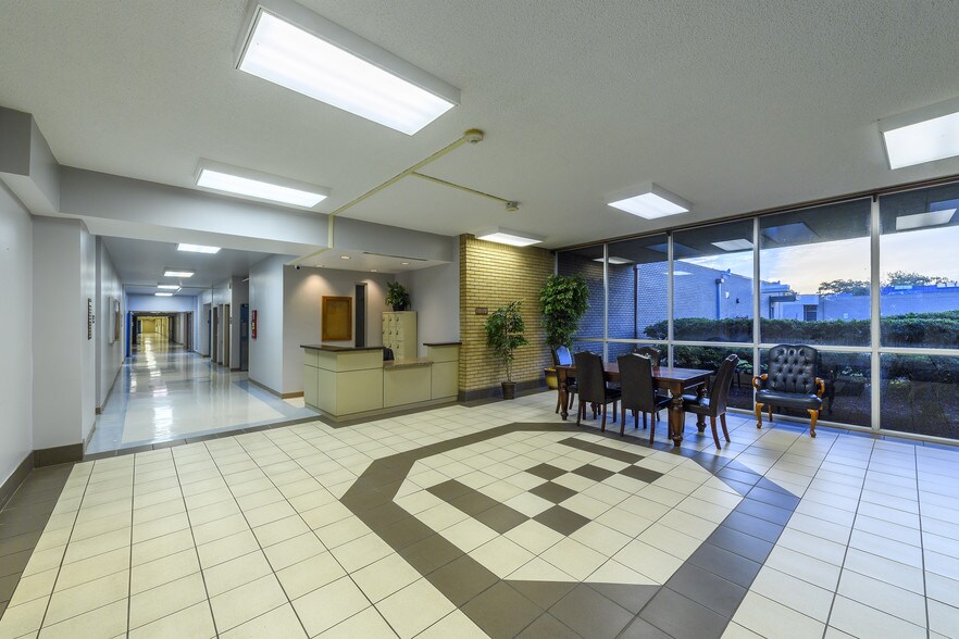 More Photos Of 5556 Gasmer Dr, Houston Rehabilitation Center For Lease