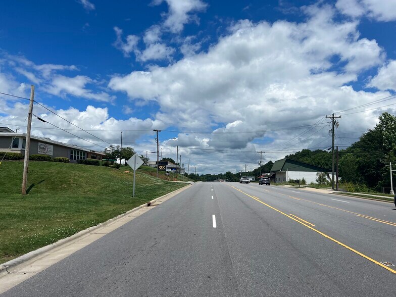 More Photos Of 211 Elkin Hwy, North Wilkesboro Bank For Sale