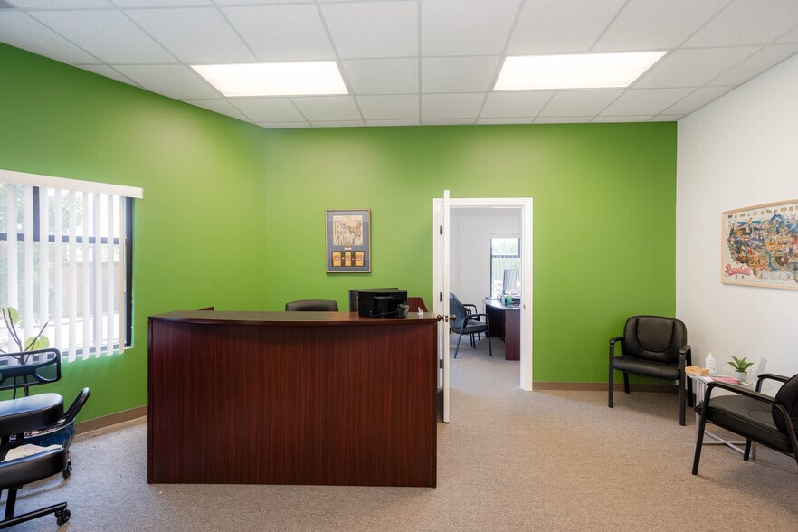 More Photos Of 3901 Mary Eliza Trce NW, Marietta Medical For Lease