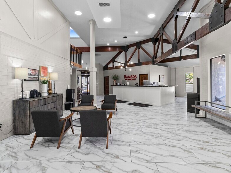 More Photos Of 333 N Main St, Richfield Hotel For Sale