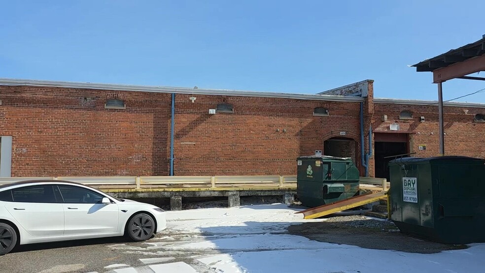 Primary Photo Of 827 Douglas Ave, Portsmouth Warehouse For Lease
