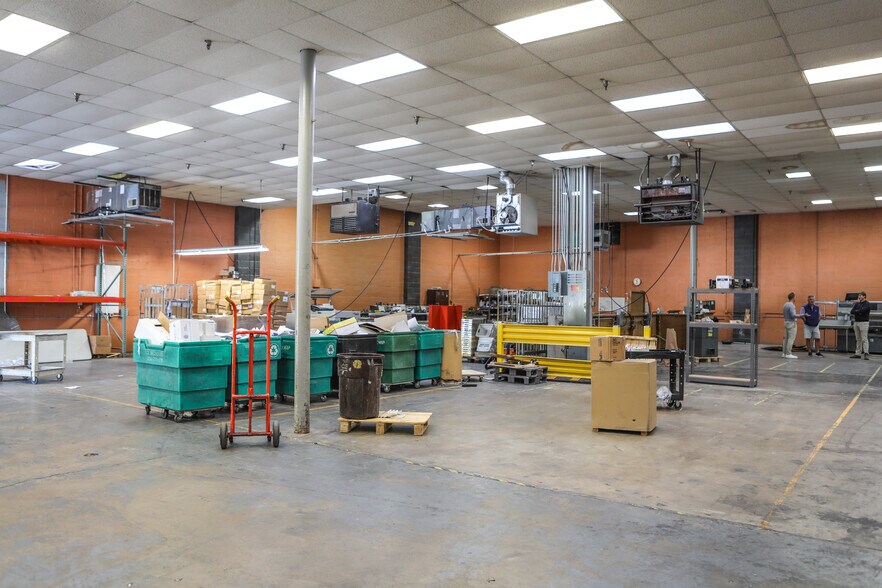 More Photos Of 1210-1212 Menlo Dr NW, Atlanta Warehouse For Sale