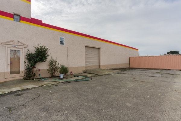More Photos Of 13041 San Pablo Ave, San Pablo Freestanding For Lease