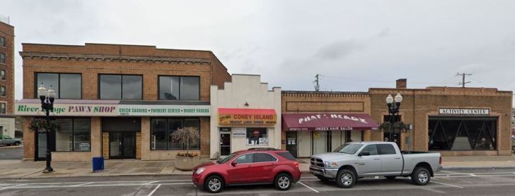 Primary Photo Of 10617 W Jefferson Ave, River Rouge Restaurant For Lease