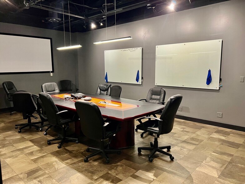 More Photos Of 23505 Smithtown Rd, Excelsior Office For Lease