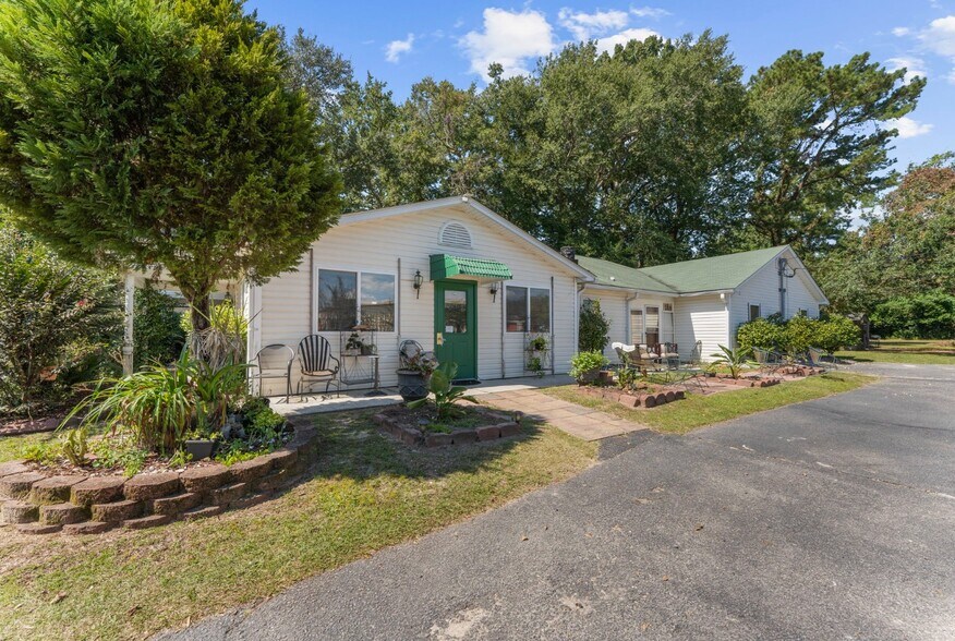 More Photos Of 4326 Leslie St, North Charleston Assisted Living For Sale