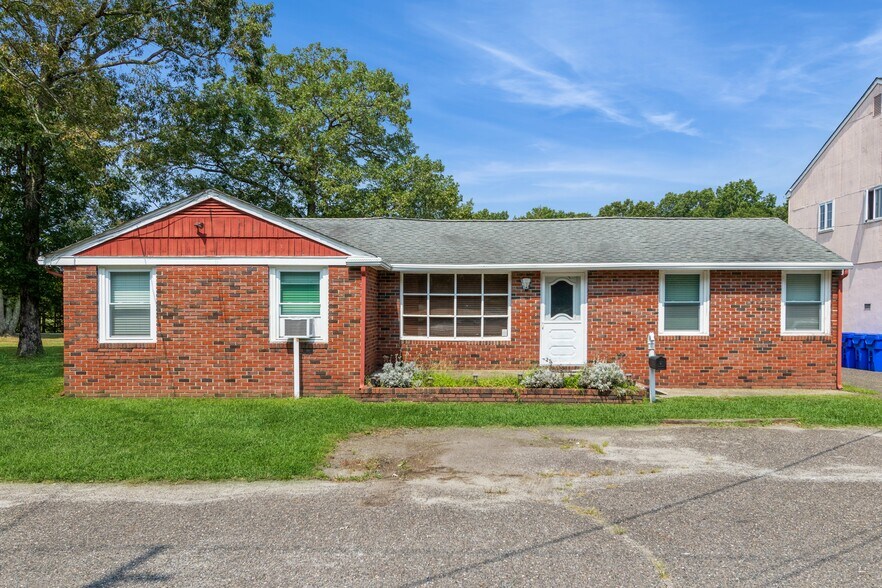 More Photos Of 2301 Rt-50, Mays Landing Restaurant For Sale