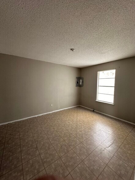 More Photos Of 4329 N Flores St, Edinburg Apartments For Sale