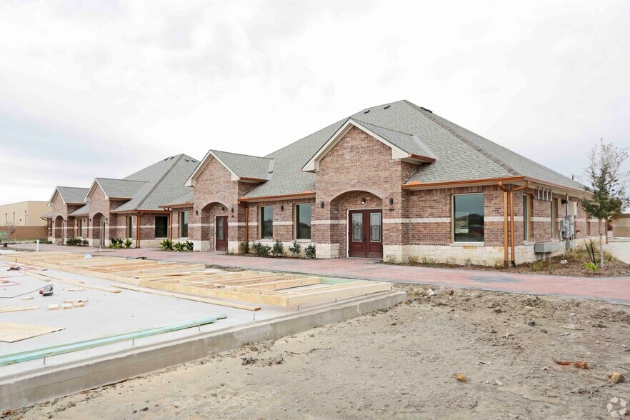 More Photos Of 4433 Punjab Way, Frisco Medical For Lease