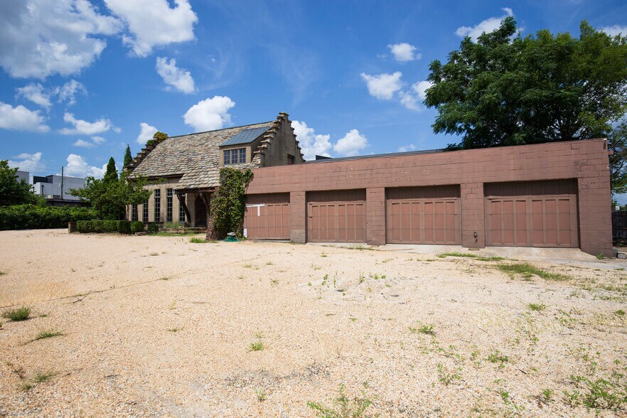 More Photos Of 2301 2nd Ave S, Birmingham Industrial For Sale