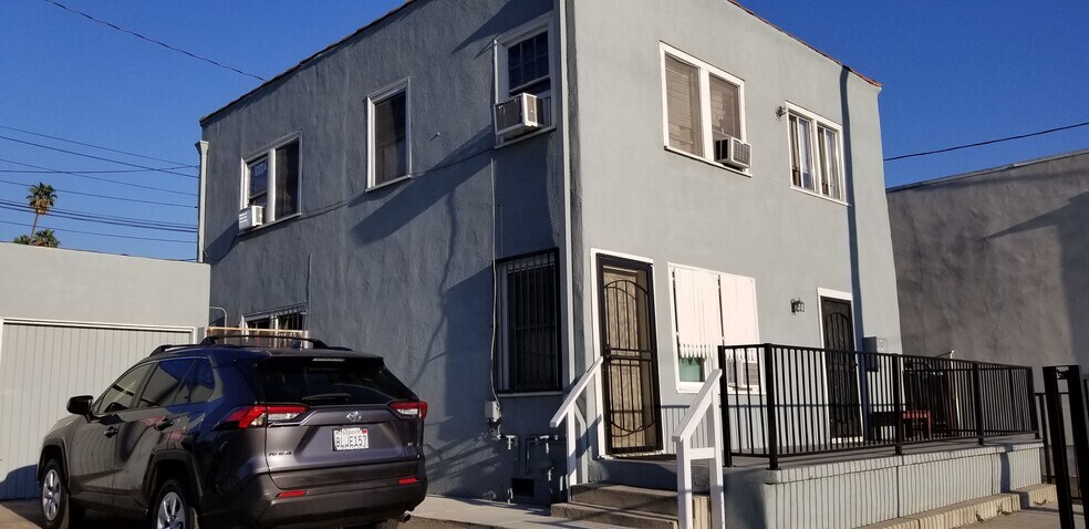 More Photos Of 4973-4975 N Huntington Dr, Los Angeles Storefront Retail Residential For Lease