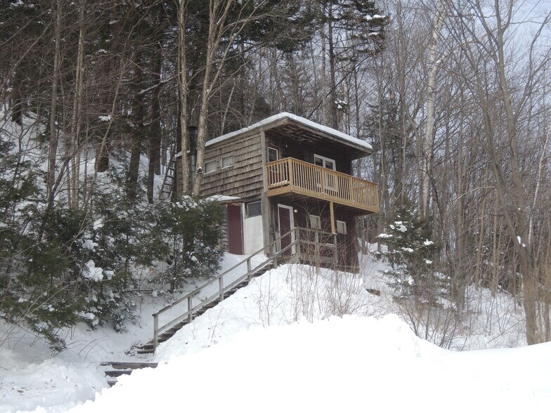 More Photos Of 5672 US Route 4, Killington Hotel For Sale