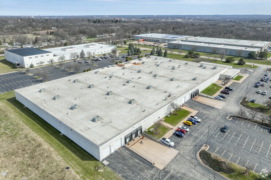 More Photos Of 3801 S Central Ave, Rockford Manufacturing For Lease