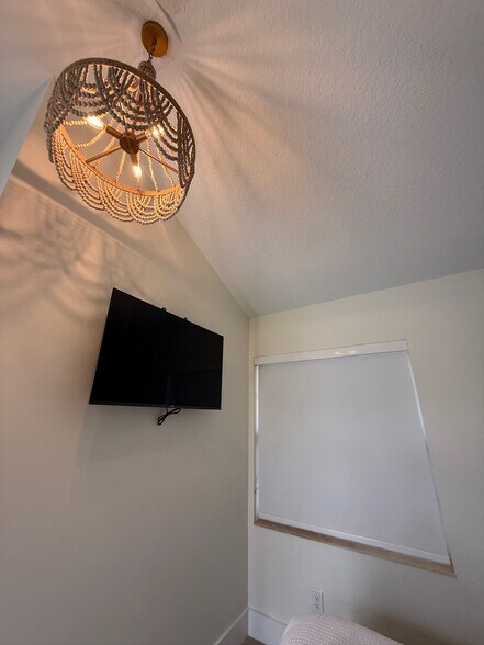 More Photos Of 2502 Tamarind Dr, Hutchinson Island Hotel For Sale