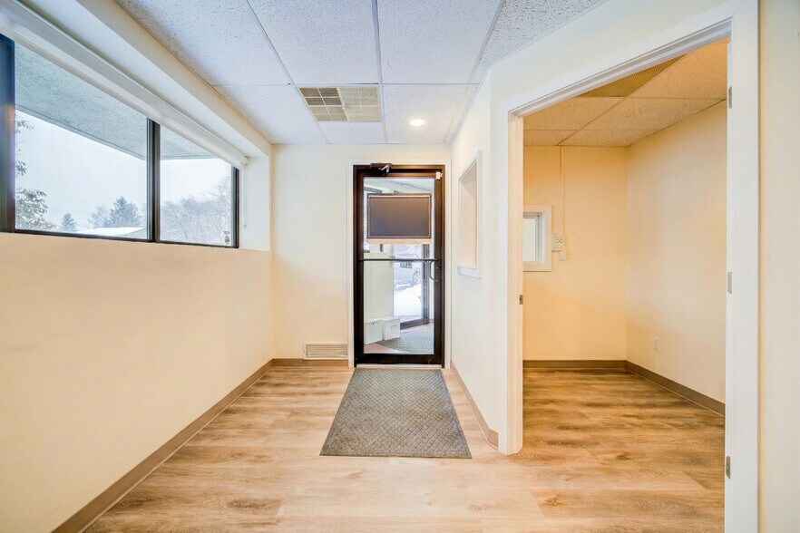 More Photos Of 56 Main St, Poughkeepsie Medical For Lease