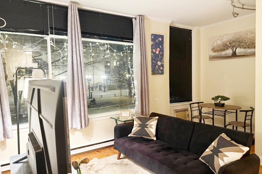 More Photos Of 54 James St, Albany Restaurant For Sale