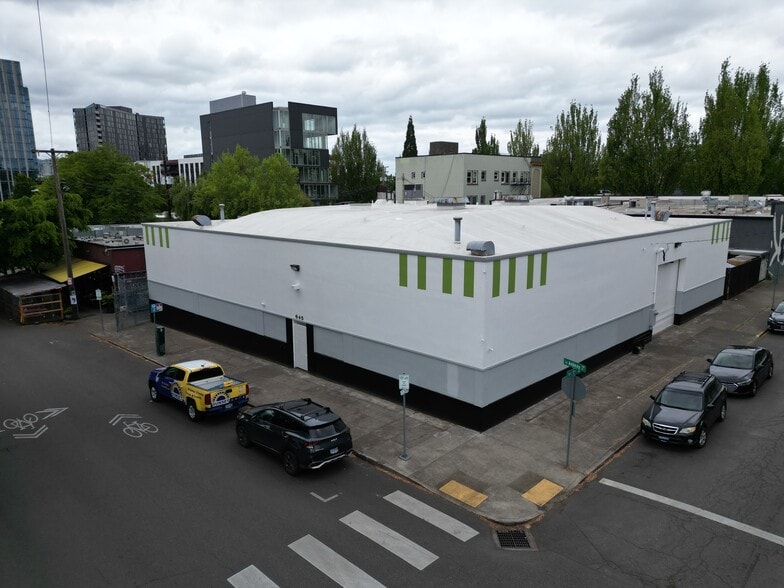 Primary Photo Of 645 SE Ankeny St, Portland Warehouse For Lease